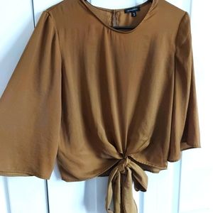 Blouse ample avec noeud